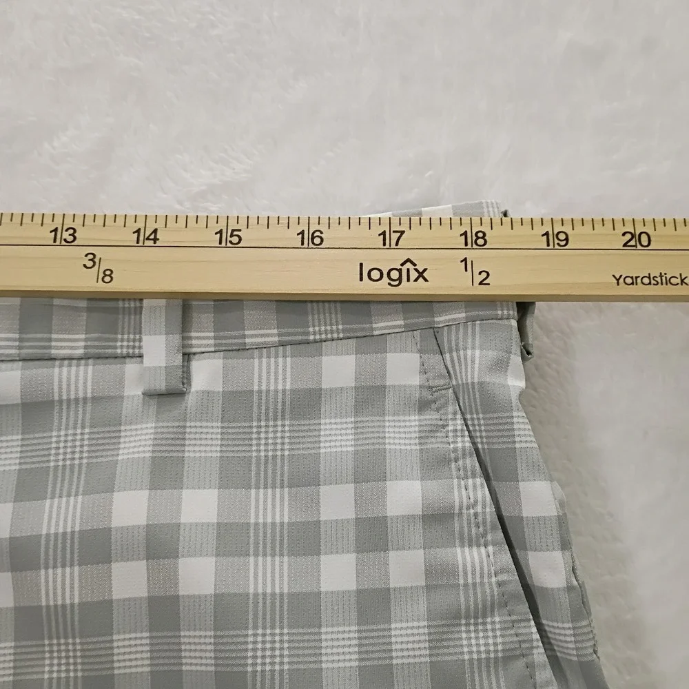 Nike Checkered White Grey Polyester Performance‎ Shorts Men's Sz 36 Lightweight